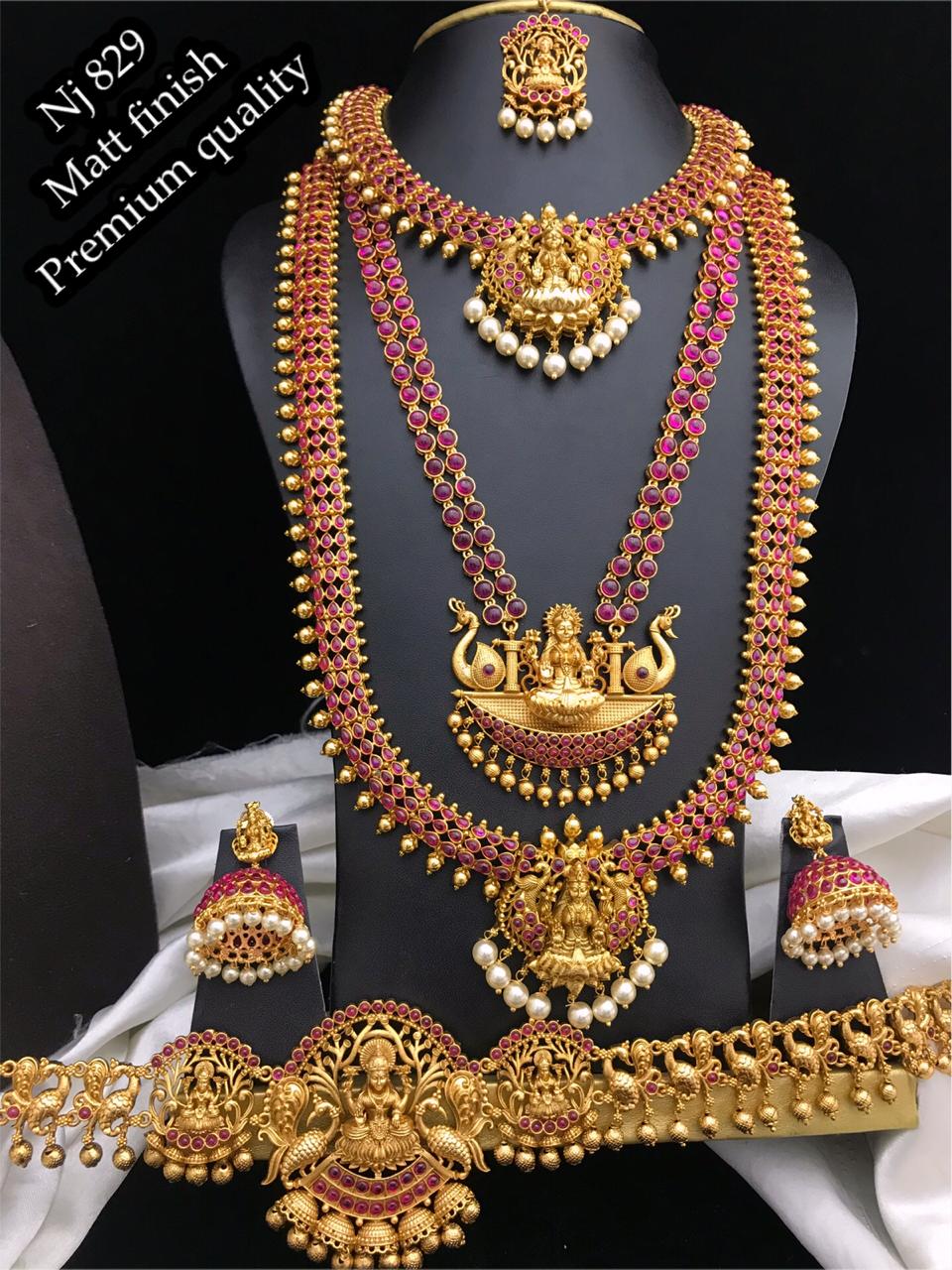 BRIDAL JEWELLERY SET FOR WOMEN - Main Image