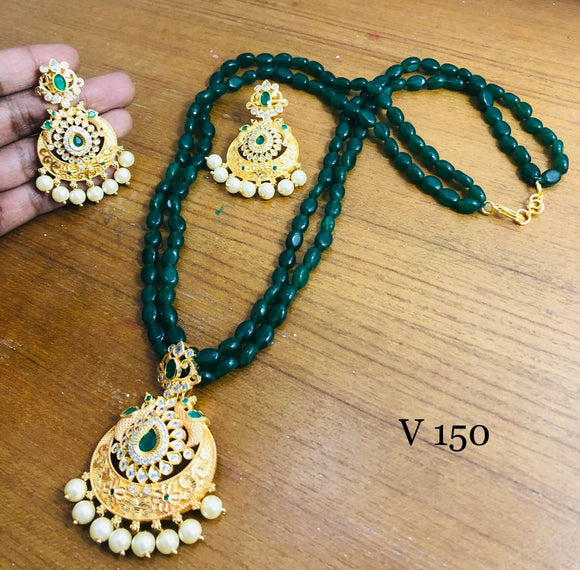 JADE GREEN STONES CHAIN WITH GOLDEN PENDANT AND MATCHING EARRINGS-MOEVC150